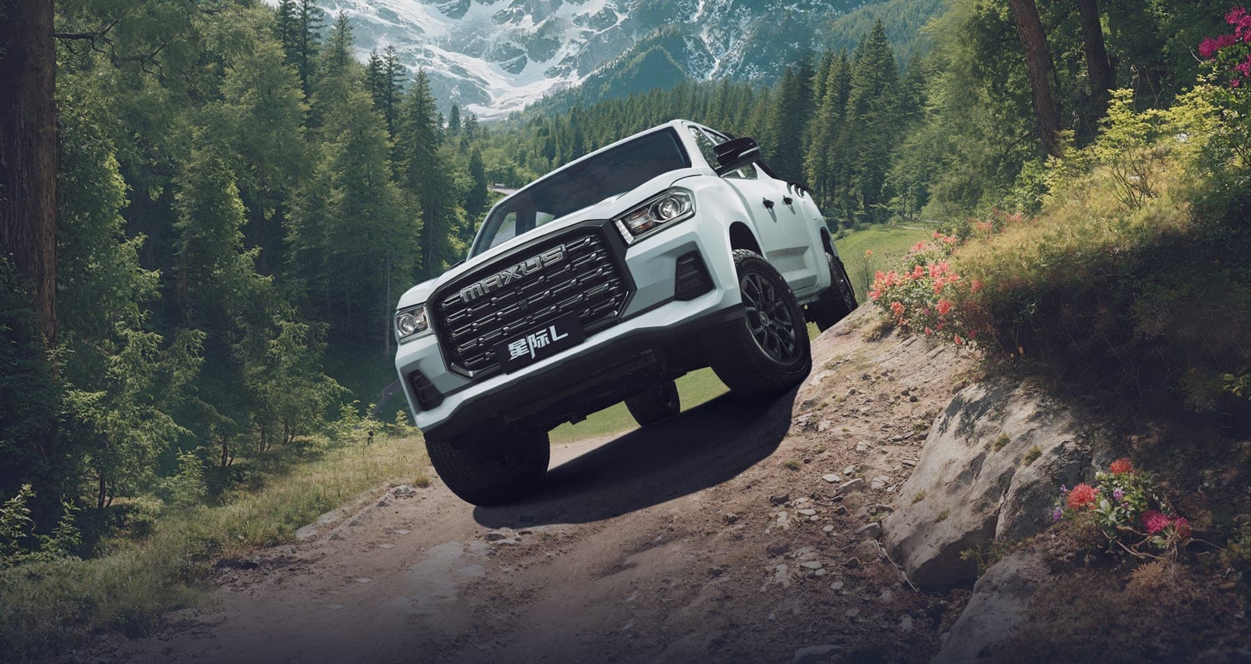2026 MAXUS Interstellar L — Double Cab Diesel Pickup Truck for export, articulating over rock