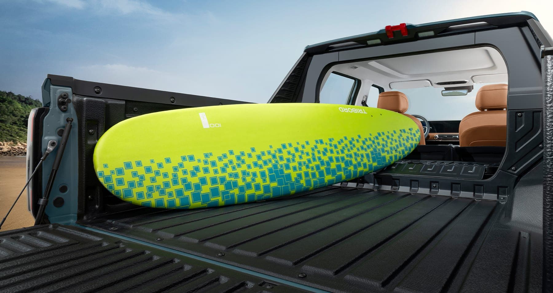 2027 MAXUS Interstellar X — Double Cab Diesel Pickup Truck for export, cargo box with the load area extended