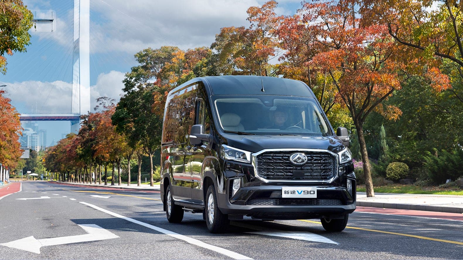 2026 MAXUS V90 — Large Diesel Van and 9–15 Seat Minibus for export, front view on an open road